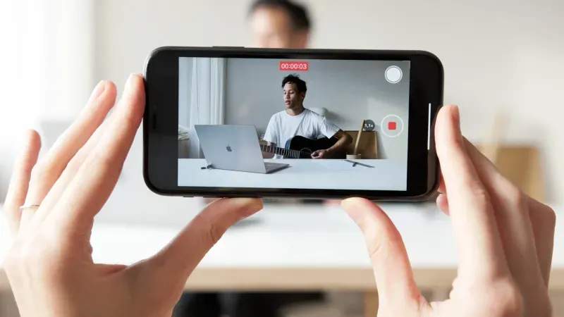 So gelingt ein überzeugender Online-Auftritt mit Studio-Produktion